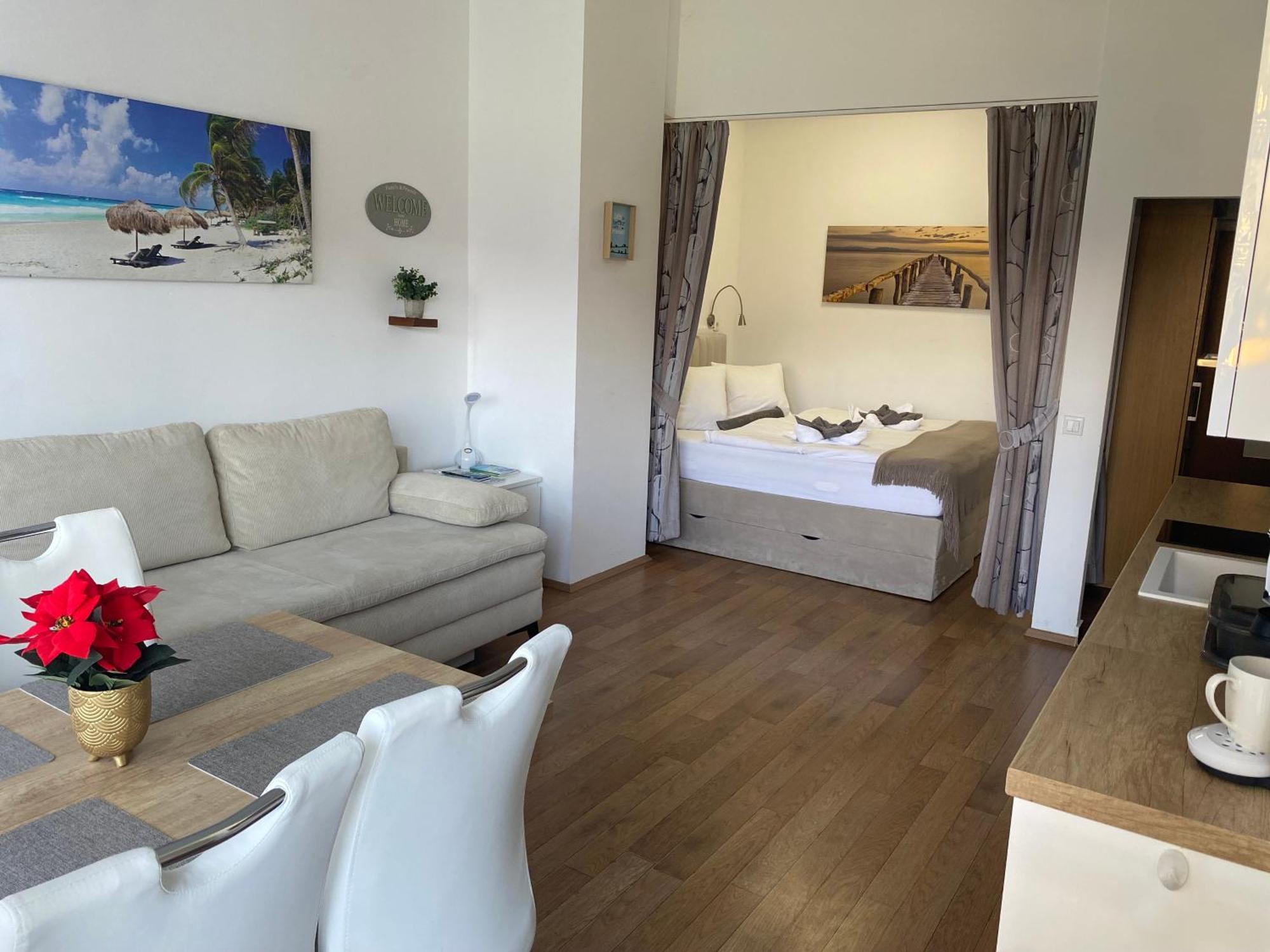 Rosebeach Appartement Am Ossiachersee Und Gerlitzen Skipiste Bodensdorf Exterior foto